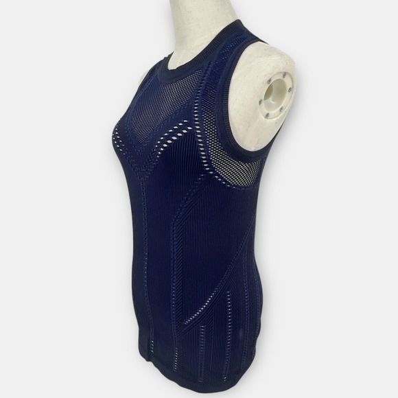 Athleta‎ Navy Blue Oxygen Tank Seamless Top lasercut Mesh Athleisure Women's S - Picture 2 of 7